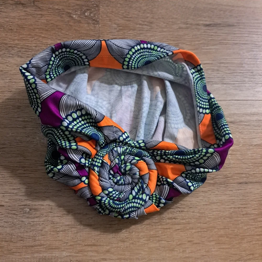 Vibrant Patterned Headwrap Headscarf Turban Cap One Size NWOT
